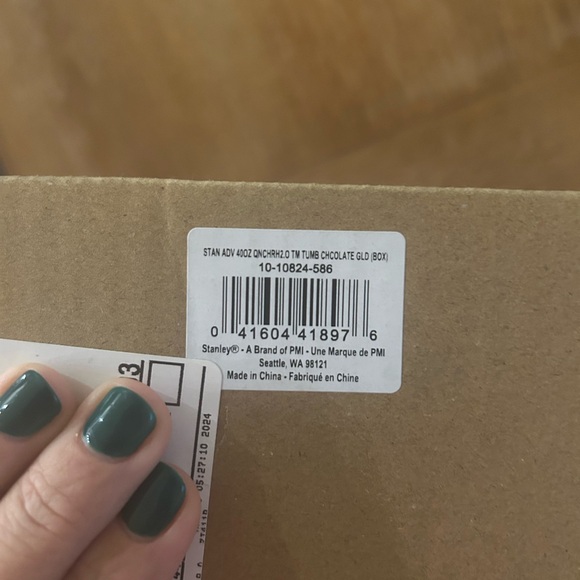 Stanley x Lainey Wilson 40 oz. Bell bottom country gold tumbler new in box - Picture 6 of 6